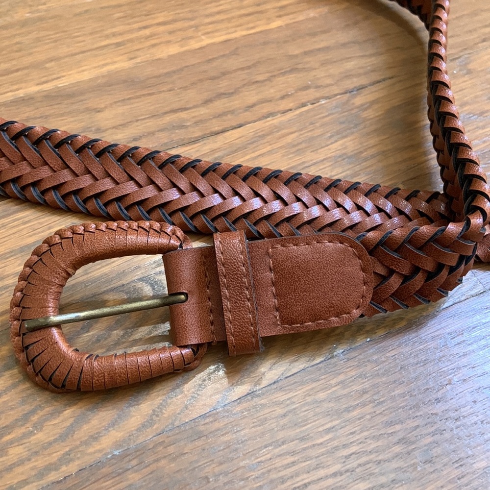 Brown braided belt - Picture 7 of 7